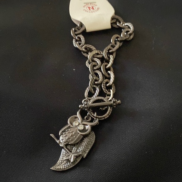 Noblesse Collection Owl Leaf Charm Bracelet - Picture 3 of 3